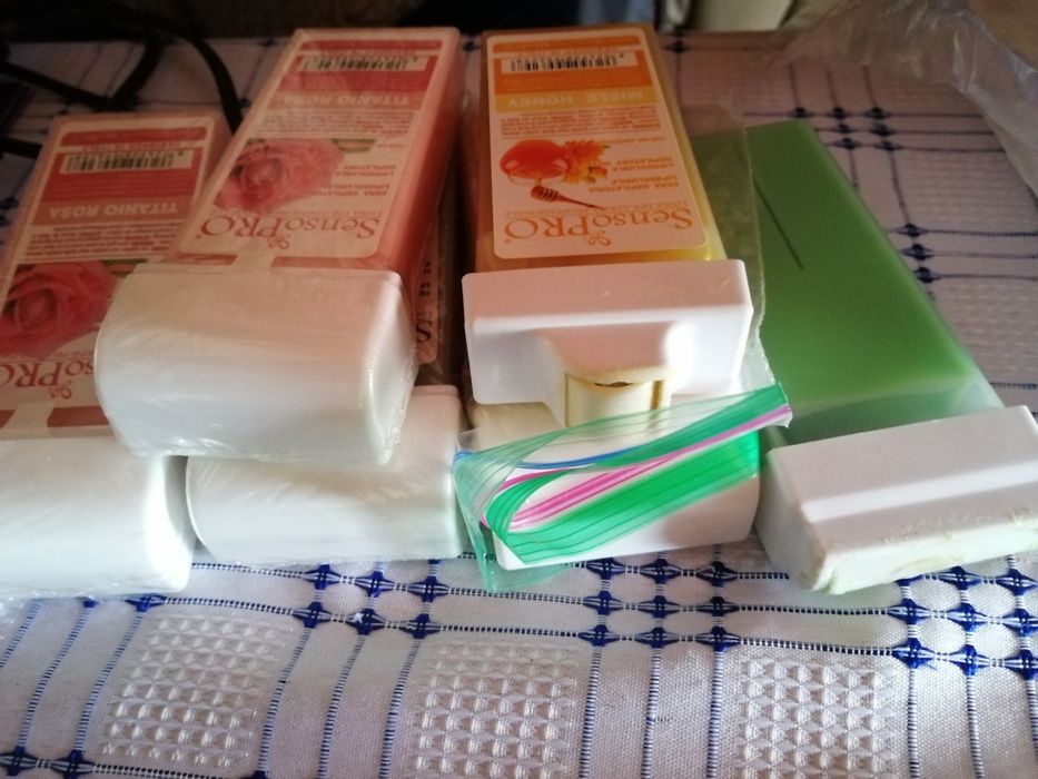 Încălzitor ceara si accesorii