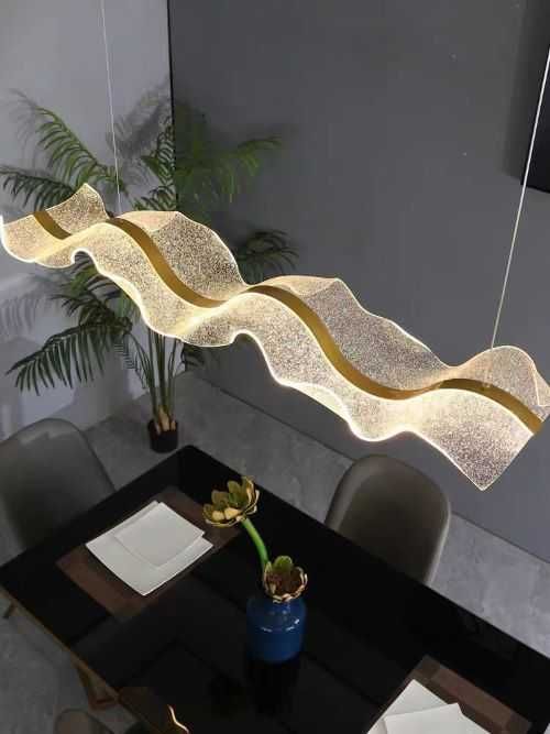 Lustre led noi si moderne