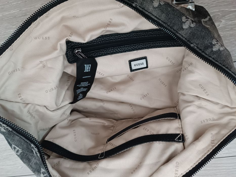 Чанта Guess оригинал