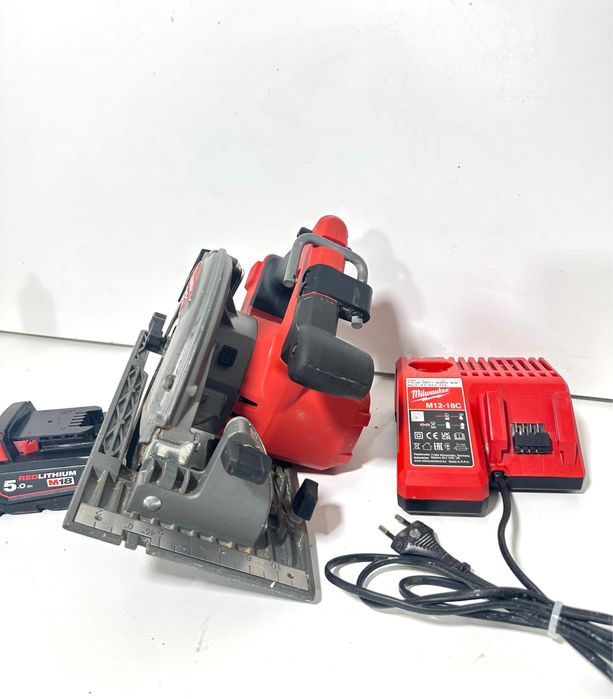 Circular Milwaukee M18 FCS66