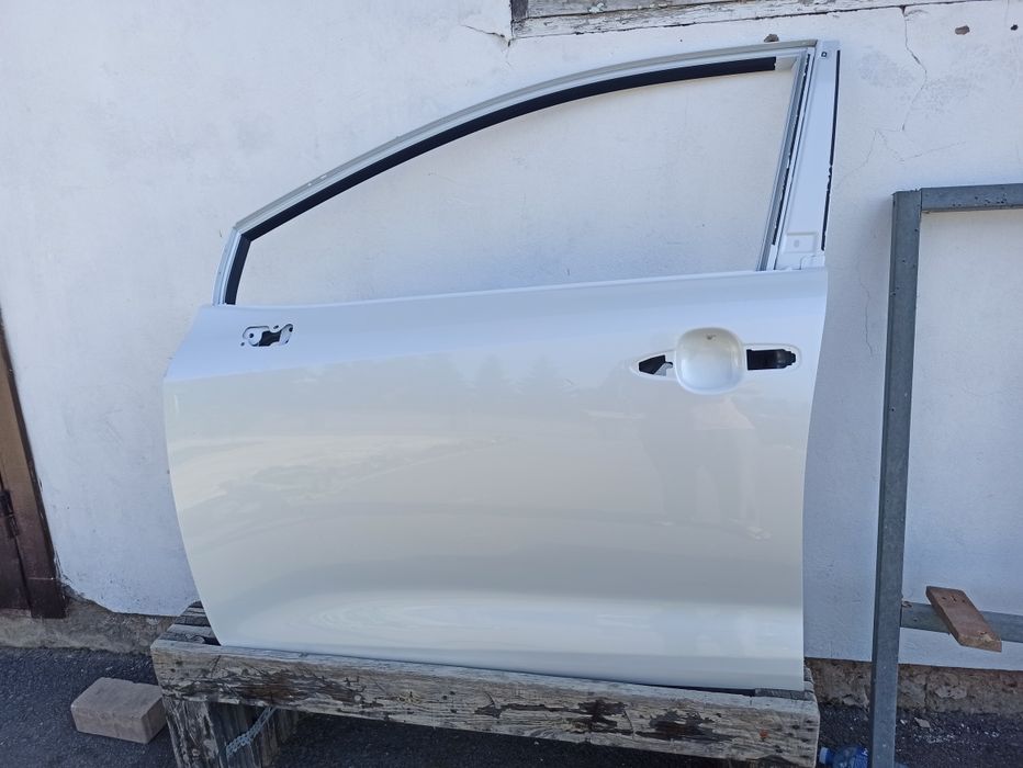 Дверь передняя левая corolla e210 оригинал