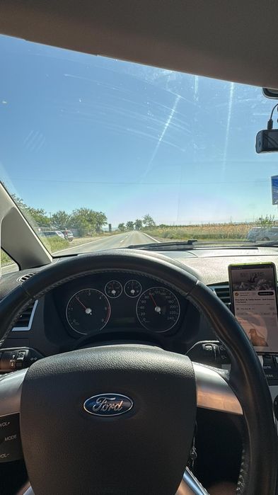 Vând Ford C-Max 2007