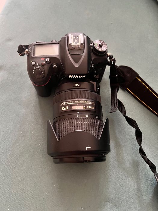 Фотоаппарат Nikon D7100 и объектив