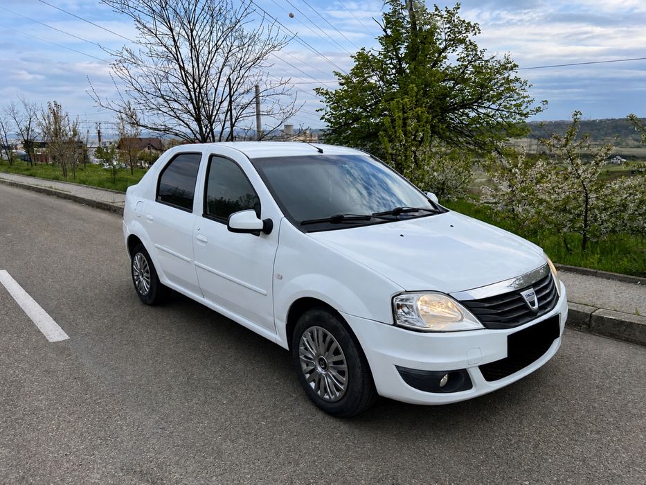 Dacia Logan 2010 de închiriat – economică și fiabilă