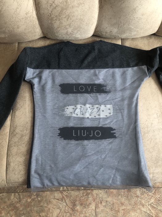 Продам кофту новую , женская, для девочек.