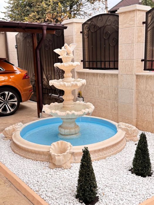 Fantanile Artezine din beton cu bazin . -3700 lei .