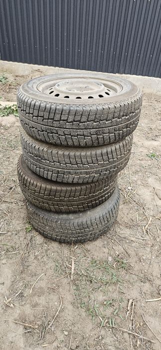 Продам колеса с дисками  215/60 R 16