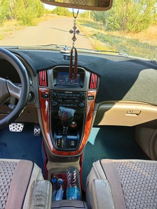 Продам Лексус RX 300