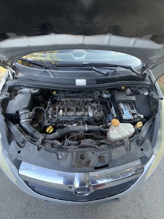 Opel corsa D 1.3 diesel