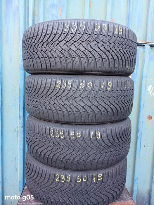 Anvelope iarna Falken 235 50 19