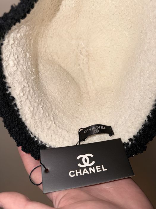 Шапки Chanel, Alexander Wang
