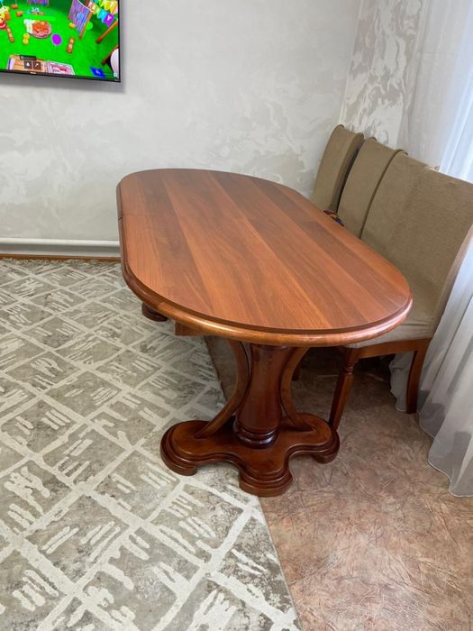 Продам стол со стульями