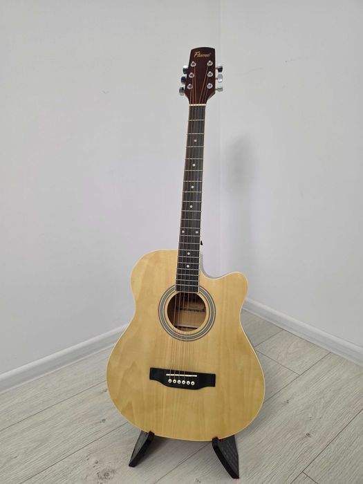 Chitară acustică NOUĂ