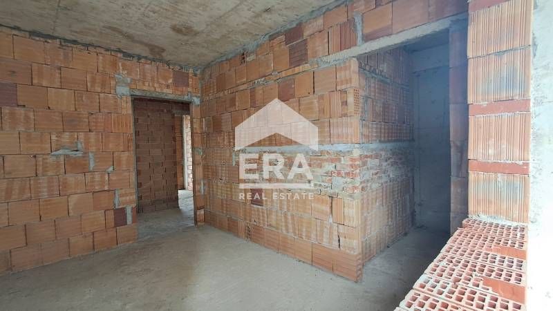 Продава се Къща в Обзор - 592 кв.м за 211 €/кв.м - Снимка #9