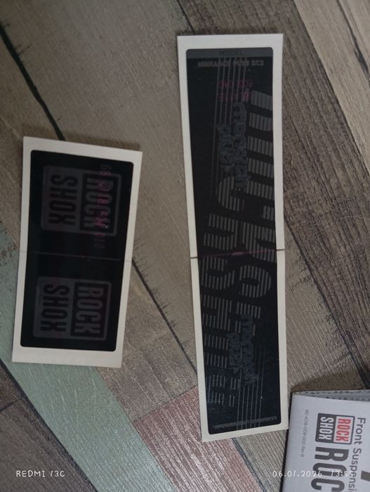 Service kit  rockshox ( pentru shock)