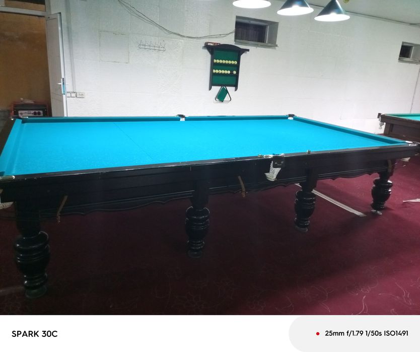 2ta bilyardni stol sotiladi 4000$