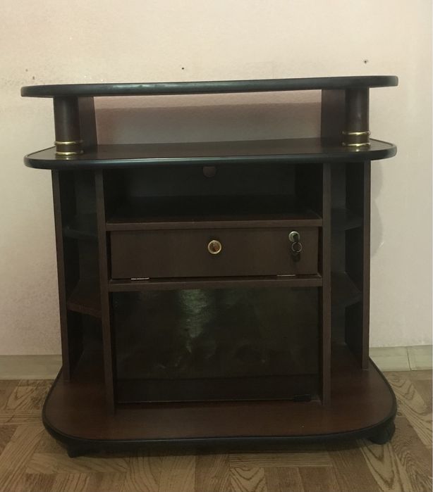 Тумба под телевизор