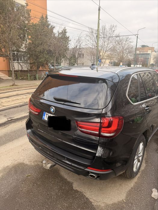 Vand BMW X 5 foarte bine intretinut