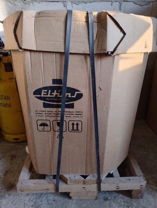 Vând centrală pe lemne nou