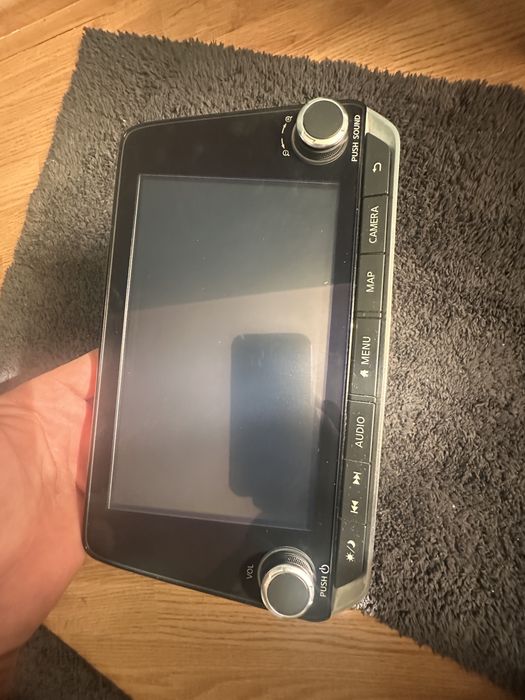 Casetofon/navigatie cu display nissan