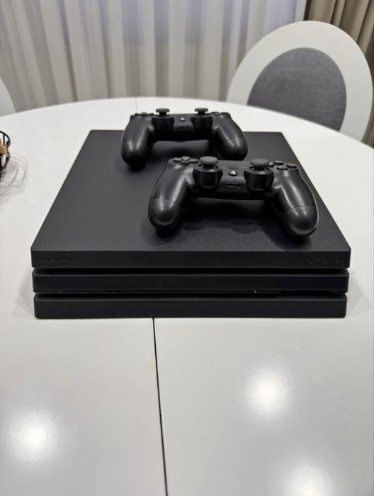 Vand ps4 pro 1 tb