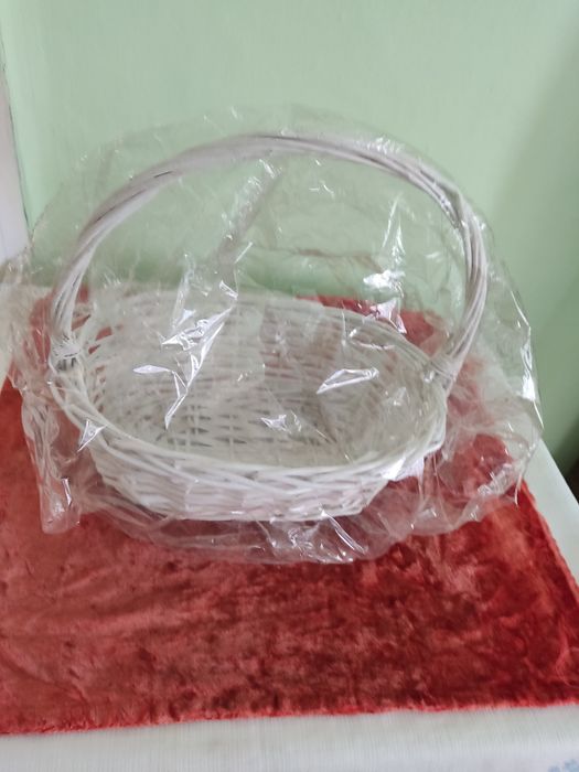 Продам корзину для цветов