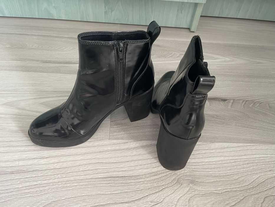 Botine dama lacuite marimea 38
