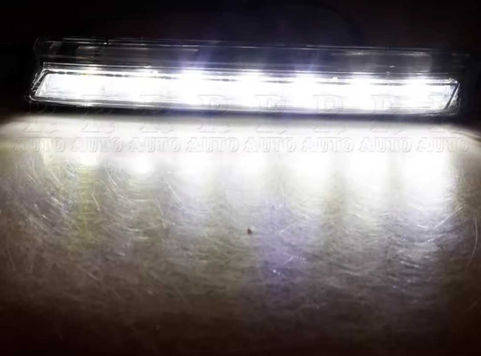 Лед дневни светлини габарити за предната броня Mercedes Мерцедес W164