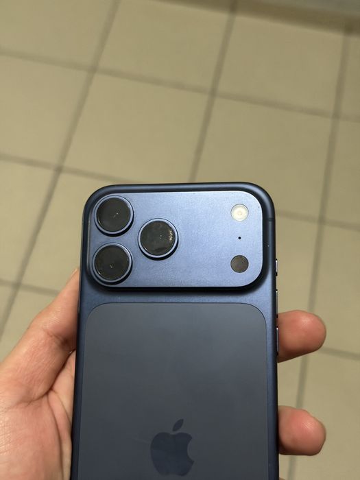 Продается Iphone 17 pro max