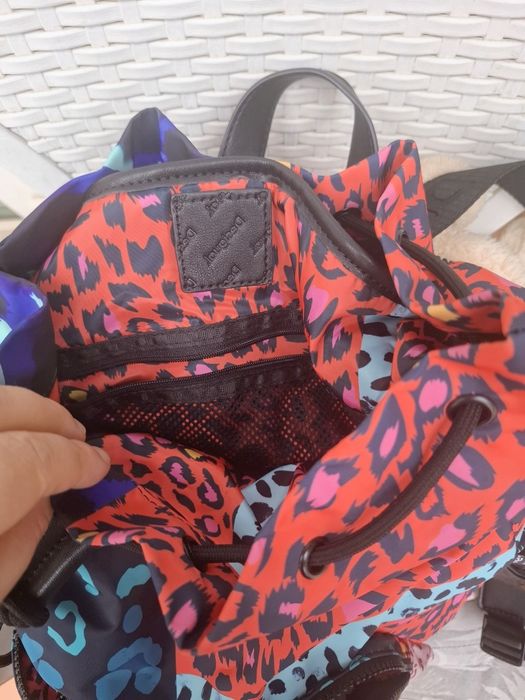 Desigual Раница с животински принт и пачуърк ефект