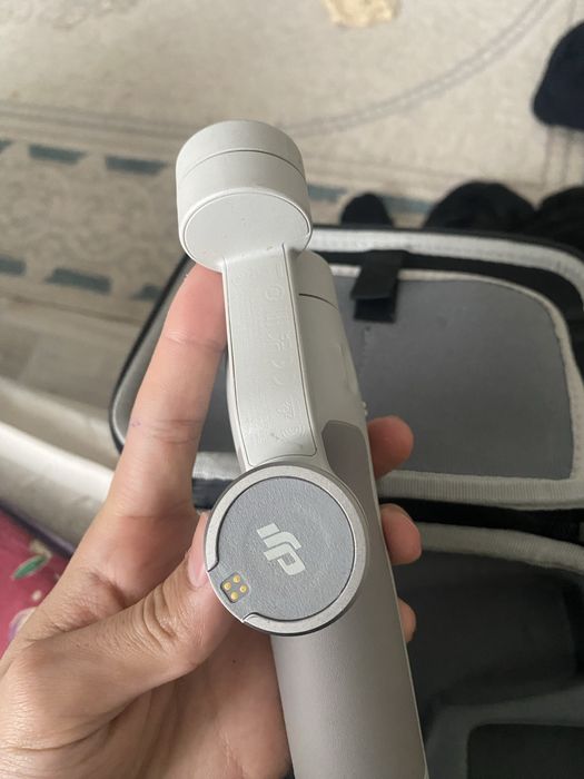 Стабилизатр  DJI osmo mobile 7