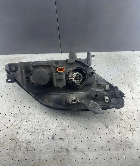 Far stanga 7701047604 Renault Scenic 2002