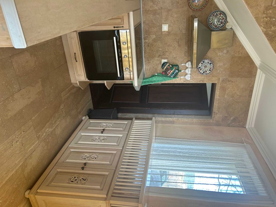 Дава се под наем Къща в с. Кошарица, Област Бургас - 138 кв.м за 1495.83 € - Снимка #3