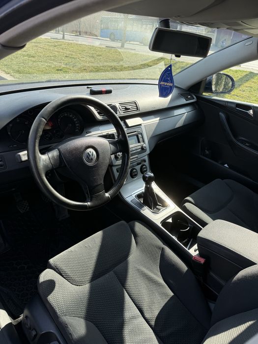 Volskwagen- Passat B6 1.9 TDI BKC