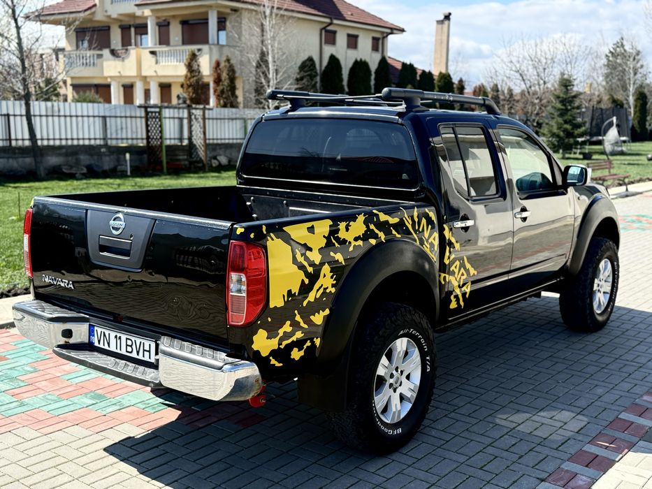 Nissan Navara D40 2.5 dci/full option/manuala