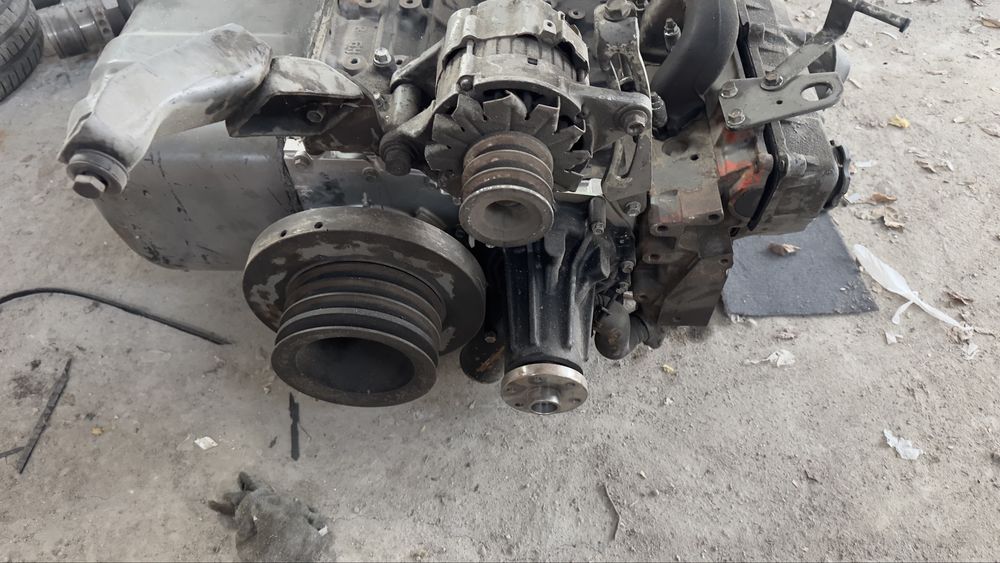 Двигатель на экскаватор хитачи жсб сат хундай