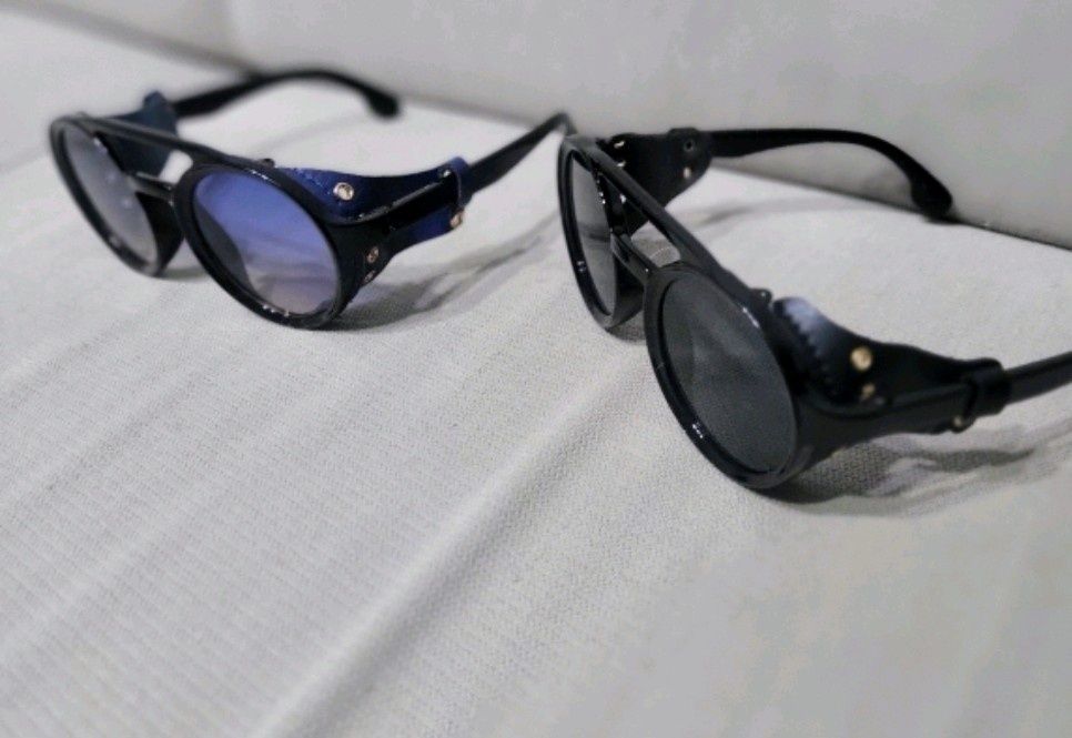 Продавам слънчеви очила