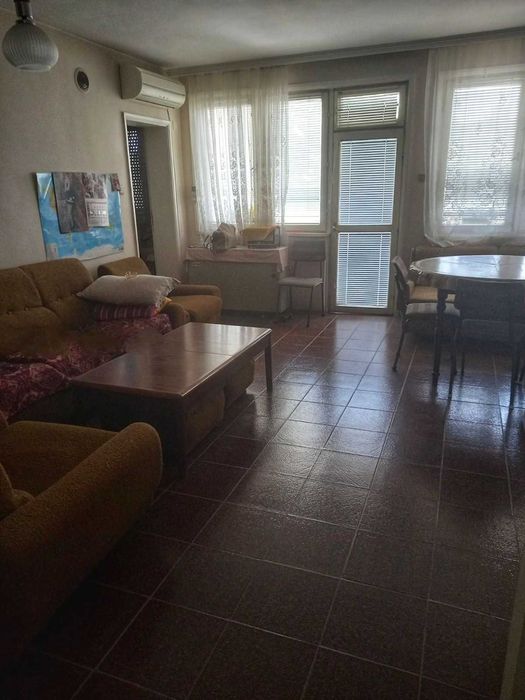 Продава се Тристаен апартамент в Стара Загора, Център - 100 кв.м за 1230 €/кв.м - Снимка #2