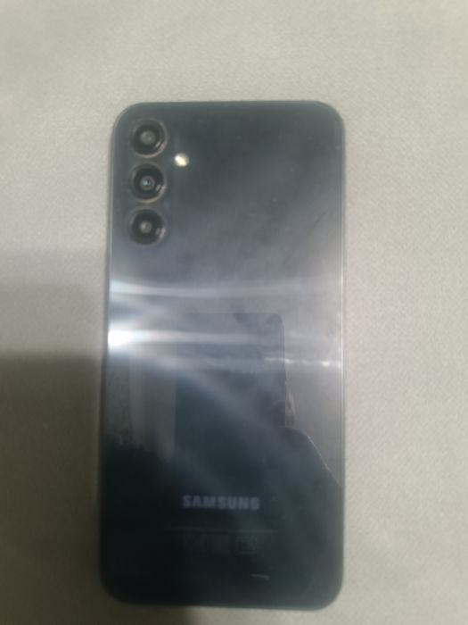 Продам смартфон samsung