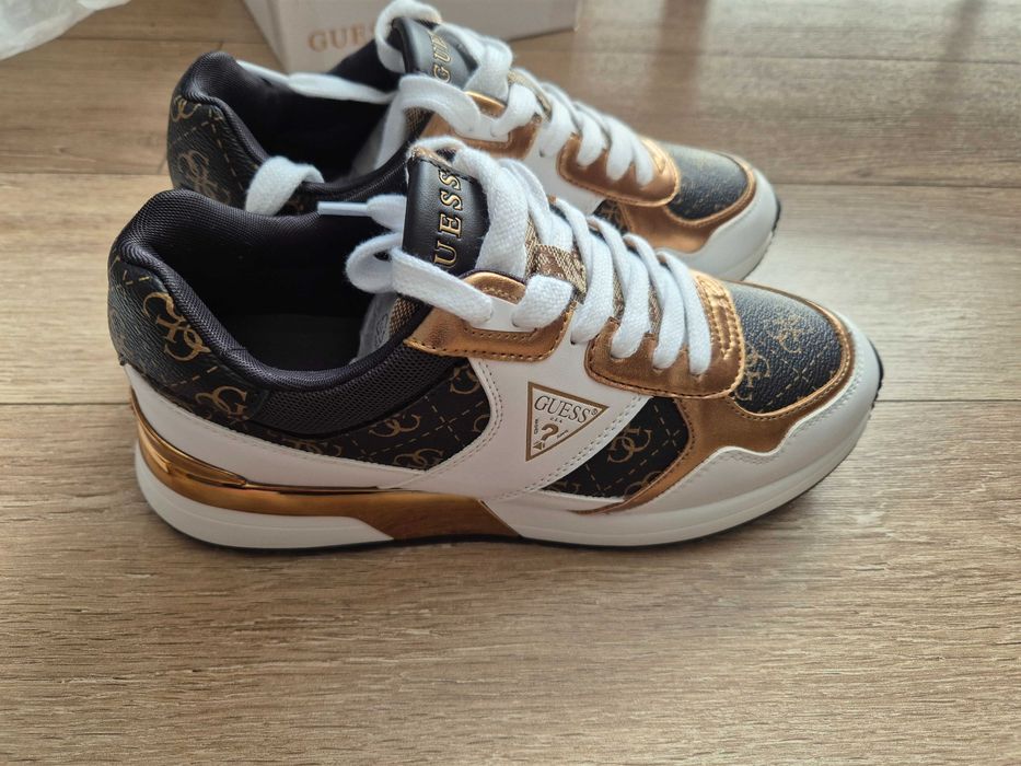 Кожени маратонки Guess 38 номер