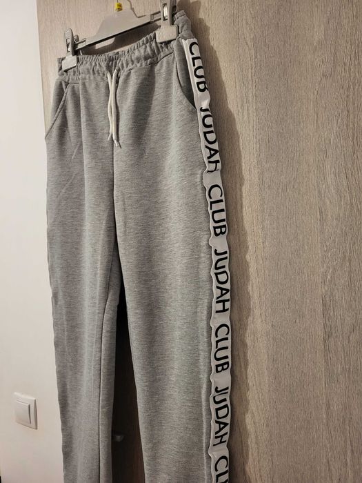 Pantaloni sport damă