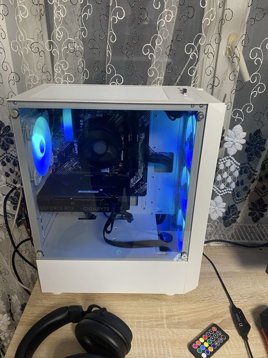 Vand/Schimb Pc Gaming Rtx 3060Ti / Ryzen 5 5600G / 16Gb Ram ssd 512