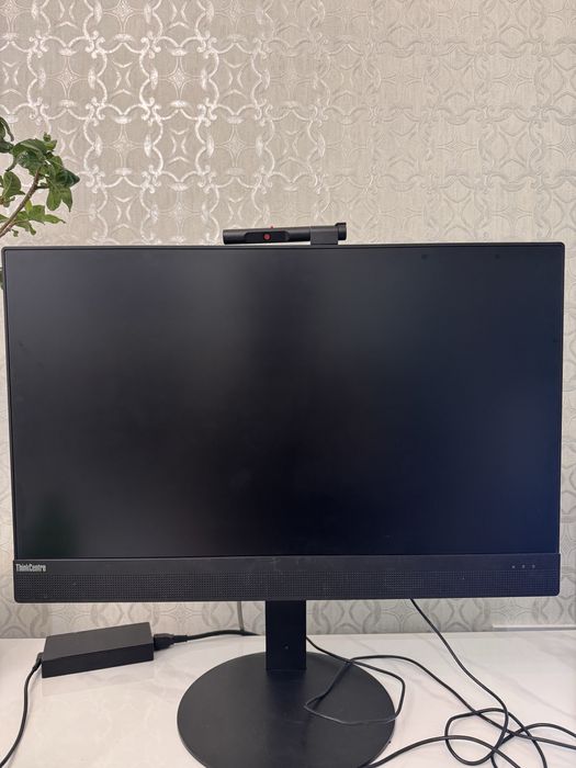 Моноблок Lenovo ThinkCentre M920z