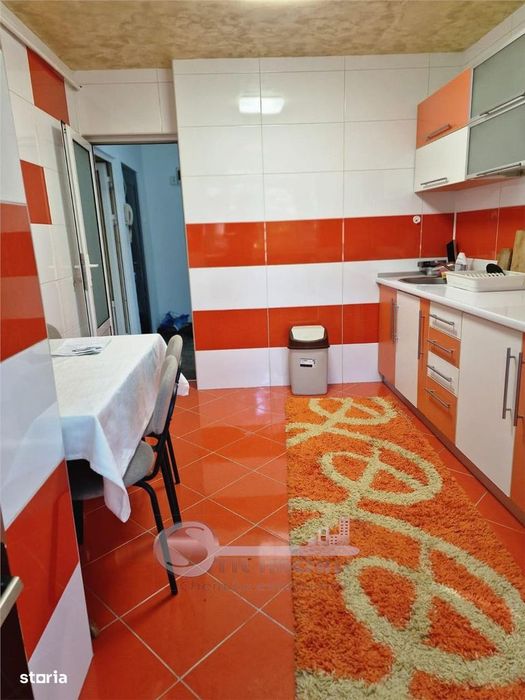 Apartament 3 camere Decomandat - CUG