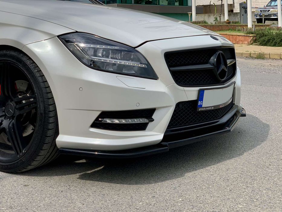 Спойлер за предна AMG броня Maxton design за Mercedes Benz CLS W218 (2011-2014)