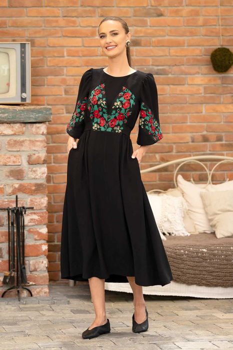 Rochie midi Iiana neagra marimea M