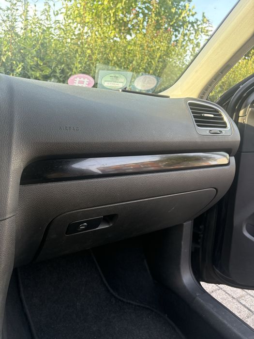 VOLKSWAGEN Golf 2011 — imagine 5
