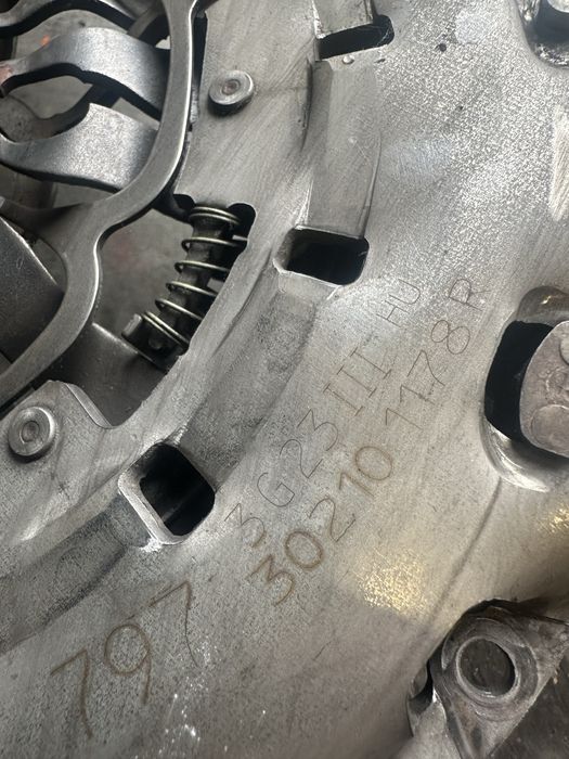 Kit ambreiaj Nissan Qashqai motor 1.6 dci volanta 12310 2067R