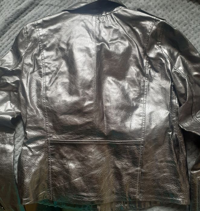 Calvin Klein geaca / pluovar