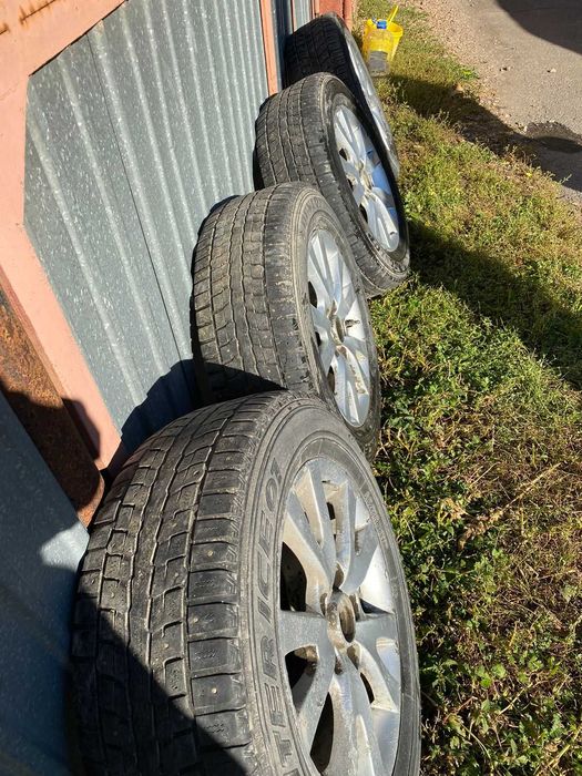 Диски литые р-16 Мазда на зиме